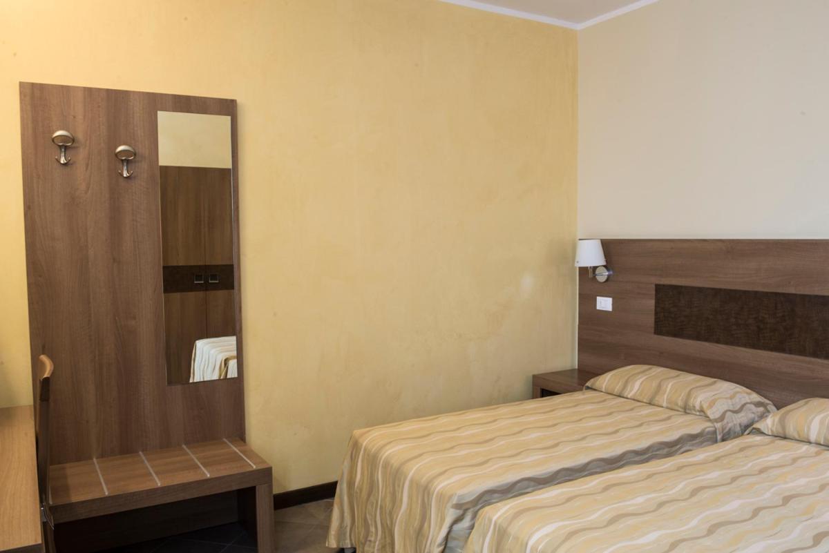 Hotel Corte Business Cavriago Luaran gambar