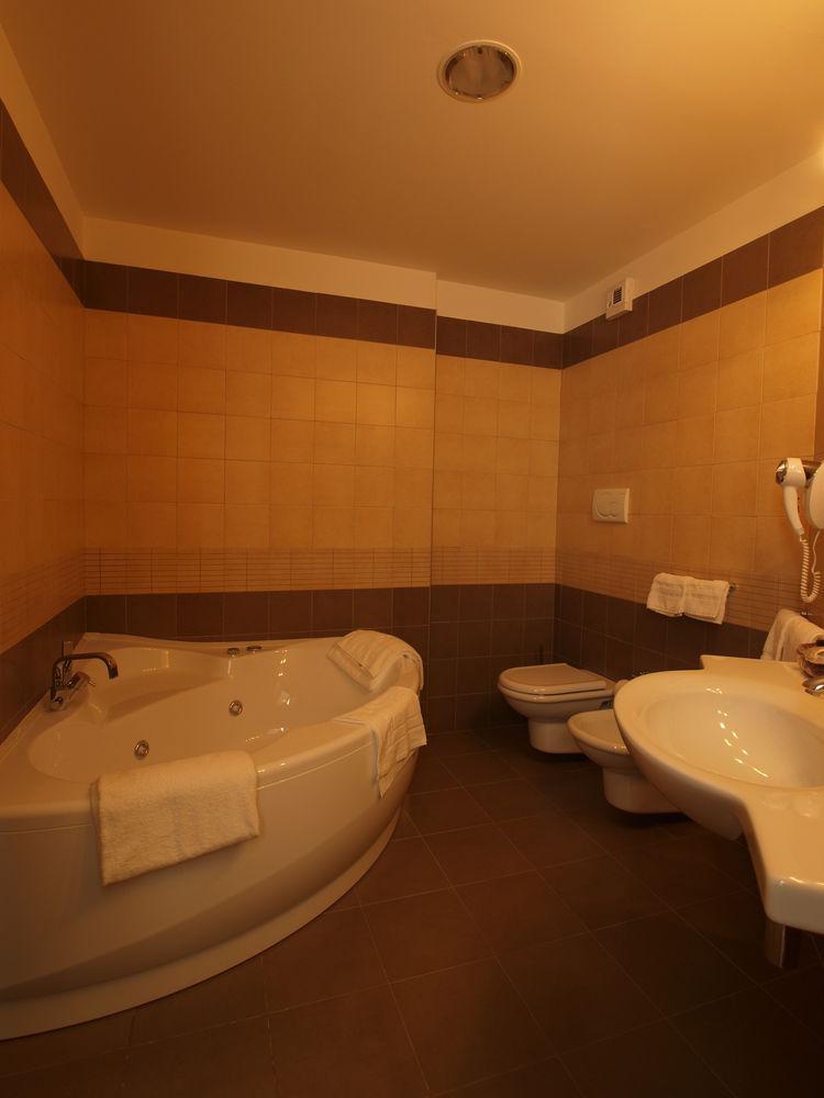 Hotel Corte Business Cavriago Luaran gambar