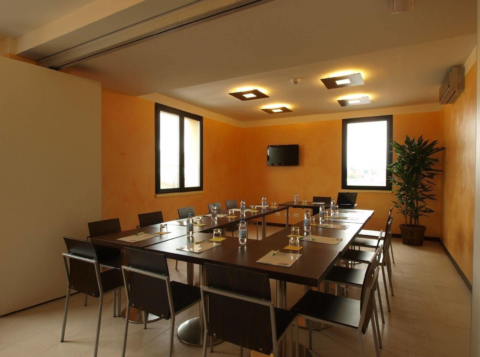 Hotel Corte Business Cavriago Luaran gambar